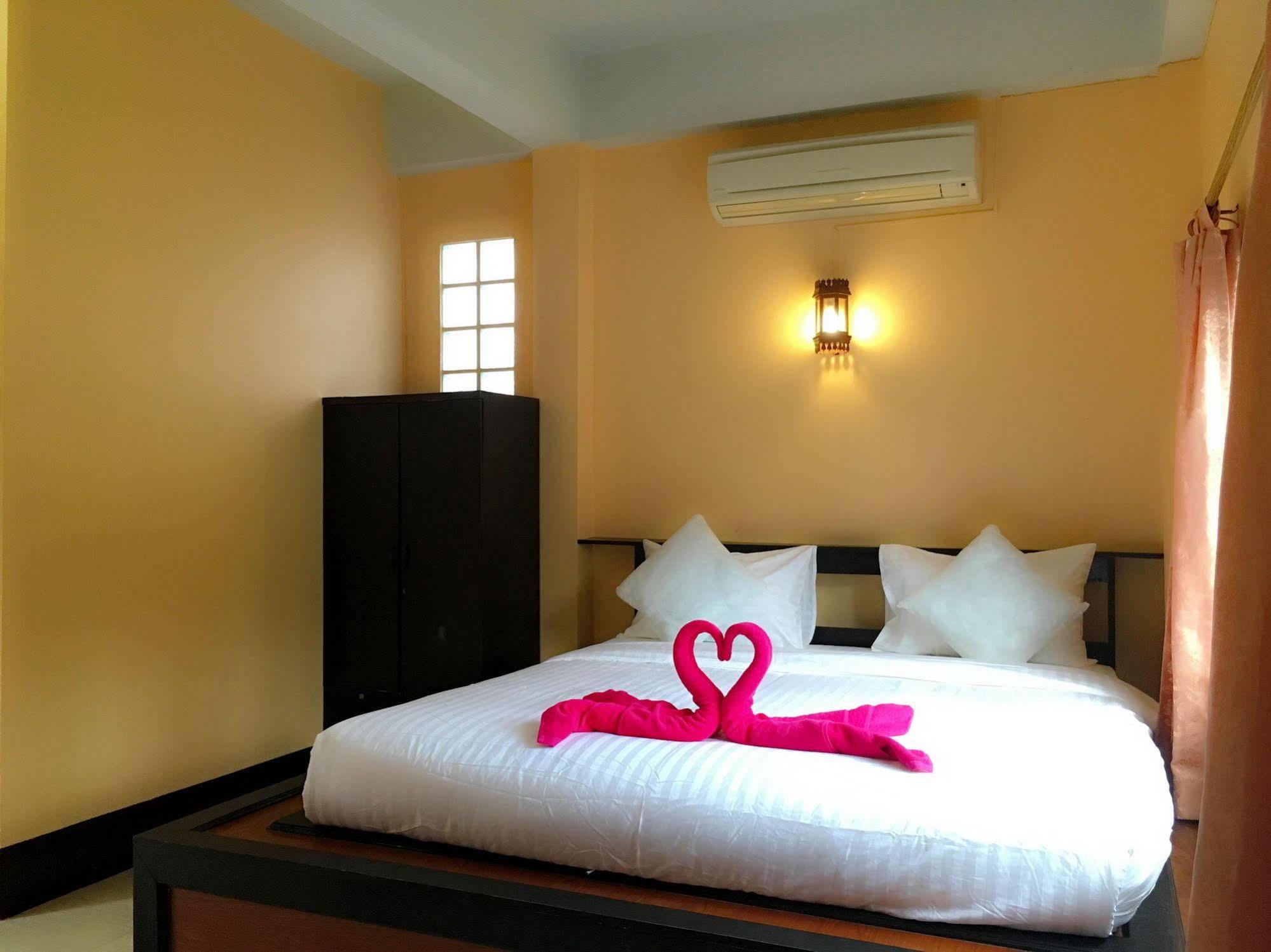 Sarin Guesthouse Ko Tao Luaran gambar