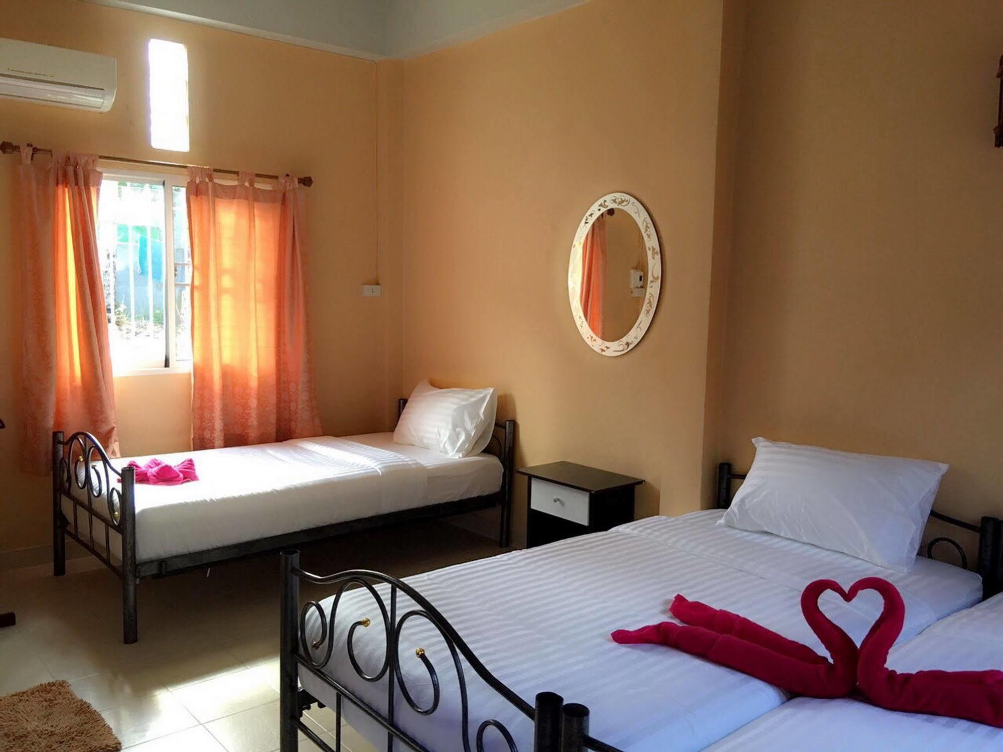 Sarin Guesthouse Ko Tao Luaran gambar