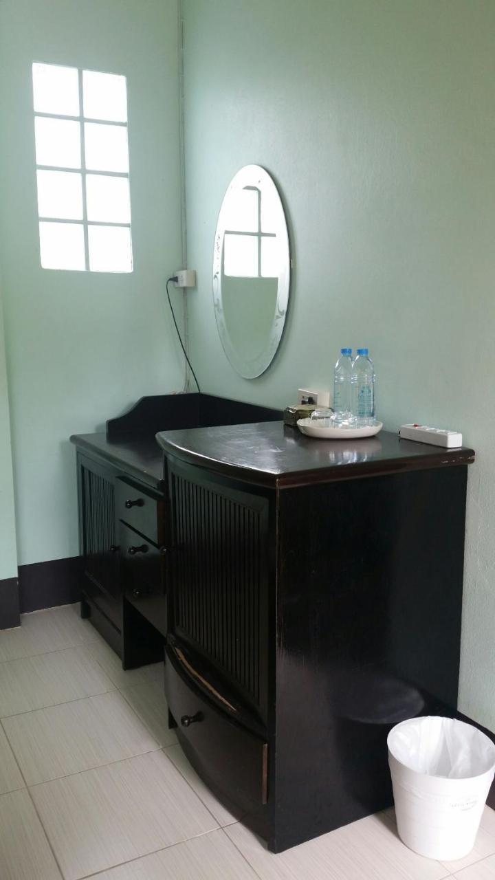 Sarin Guesthouse Ko Tao Luaran gambar